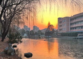 《校园的早晨》男女重唱 简谱